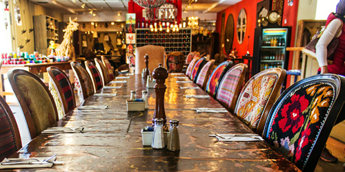Elegant Consignments, Décor with Pizza, Local Art